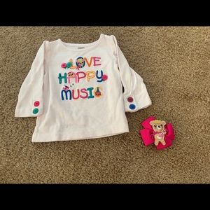 Super cute top with matching bow